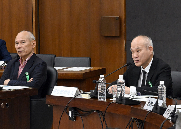 National Diet of Japan Constitutional Review Committee, House of Representatives Professor Yasuo Hasebe  right  of Waseda University and Professor Emeritus Makoto Oishi of Kyoto University attend the Constitutional Review Committee of the House of Representatives, 10:42 a.m., May 18, 2023, in the Diet.