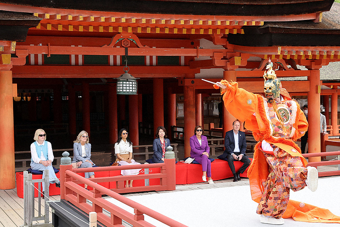 G7 Hiroshima Summit Spouse Program Jill, wife of U.S. President Joe Biden  second from left , Yuko, wife of Prime Minister Fumio Kishida  fourth from left , and other spouses and relatives of the heads of state watch a traditional performance at Itsukushima Shrine in Hatsukaichi, Hiroshima, May 20, 2023, 11:28 a.m. Photo by Kentaro Ikushima.