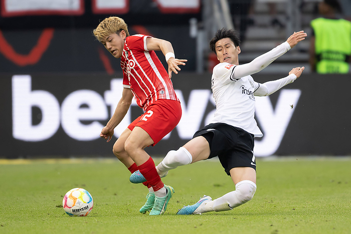 Eintracht Frankfurt   SC Freiburg, 1. FBL Ritsu Doan  SC Freiburg, 42  gege Daichi Kamada  Eintracht Frankfurt, 15 . Bun Eintracht Frankfurt SC Freiburg, 1 FBL Ritsu Doan SC Freiburg, 42 gege Daichi Kamada Eintracht Frankfurt, 15 Bundesliga match between Eintracht Frankfurt and SC Freiburg on 27 May 2023 at Deutsche Bank Park in Frankfurt am Main According to the requirements of the DFL, German Football League, it is prohibited in the stadium and or from the game made photographs in the form of sequence pictures and or video like photo series to exploit or to let exploit , Frankfurt am Main Hesse Germany Deutsche Bank Park