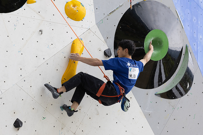 Sport Climbing Lead Japan Youth Championships 2023 Zento Murashita during the Sport Climbing Lead Japan Youth Championships 2023 Men s Junior Final at Sakuragaike Climbing Center in Nanto, Toyama, Japan, May 28, 2023.  Photo by JMSCA AFLO 