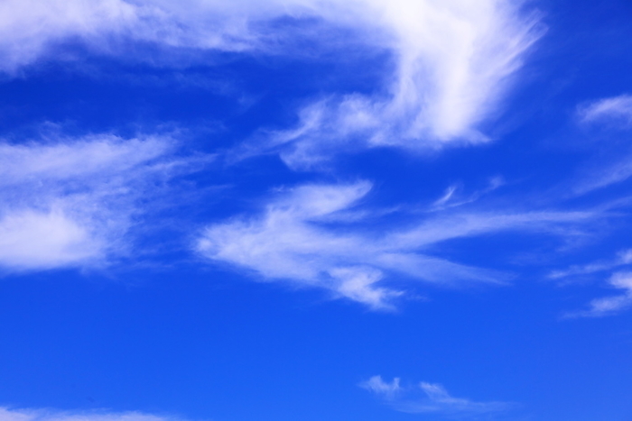 Blue sky and clouds Diver Image