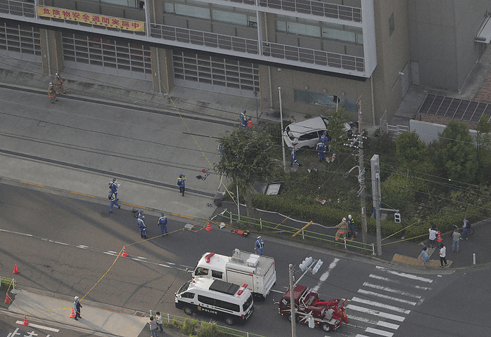 Passenger car that crashed into the Machida Fire Station of the Tokyo Fire Department in Machida City, Tokyo. A passenger car crashes into the Machida Fire Station of the Tokyo Fire Department in Machida City, Tokyo, Japan, at 5:45 p.m. on June 5, 2023, from the headquarters helicopter.