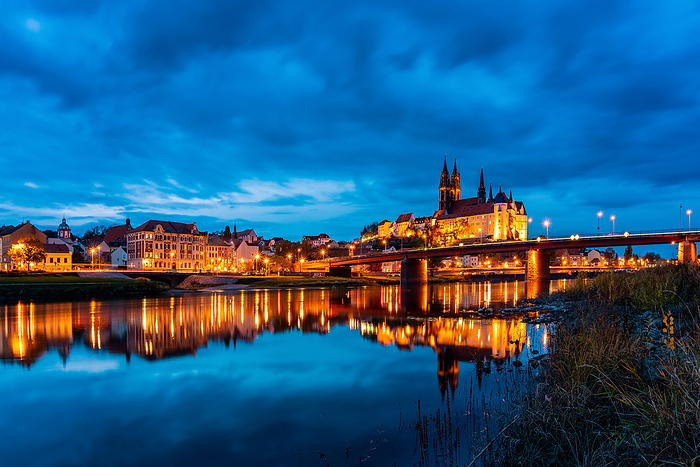 panoramic view of Albrechtsburg and Cathedral Meissen, by Zoonar/Bernhard Klar