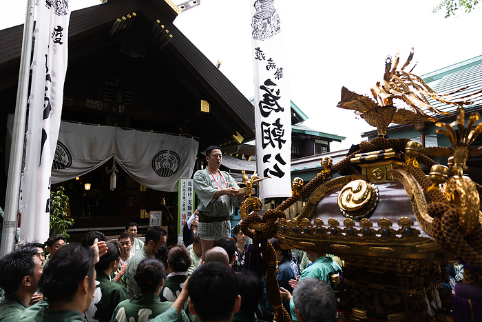 The Tsukiji Lion Festival was held for the first time in four years. June 11 2023 ,Tokyo, Japan: The Tsukiji Lion Dance Festival  Shishi Matsuri  was held for the first time in four years in Tsukiji, Chuo Ward, Tokyo. Departing from Namiyoke Inari Shrine, the Sengan Mikoshi paraded through the Tsukiji area, including the Tsukiji Outer Market, which was bustling with tourists.  Photo by Yosuke Tanaka AFLO 