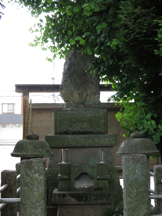 Tomb of Toshihide Masaki Tambamori at Kogenji Temple in Gyoda City