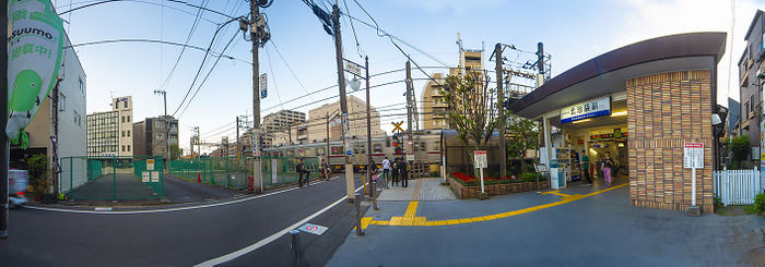 Tobu Tojo Line Kita Ikebukuro Station panoramic composition