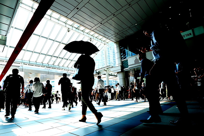 The heatwave in Tokyo Pedestrians walk in the heat at a concourse of Shinagawa Station in Tokyo, Japan, July 12, 2023. According to the announcement of the Japan Meteorological Agency, the temperature in Tokyo recorded over 39 degrees Celsius.  Photo by Naoki Nishimura AFLO 