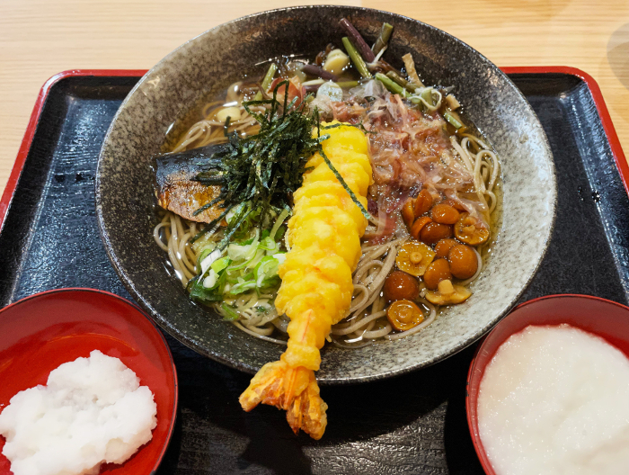 Soba noodles with prawn tempura and herring