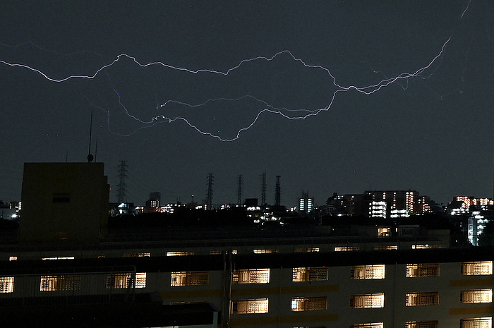 Thunderstorm in Tokyo Lightning bolt in the midnight sky at 2:16 a.m. on August 1, 2023 in Itabashi Ward, Tokyo, Japan  photo by Natsuho Kitayama.