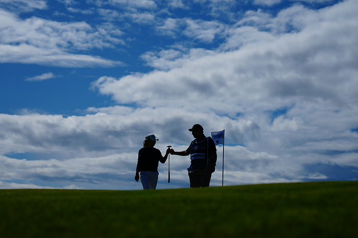 2023 Scottish Women s Open Final Day  Scottish Open Hinako Shibuno heads to the next hole with a birdie on the 8th in the final round  Photo by Daisuke Nishio .