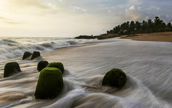 Sea shore, Ullala beach, Mangalore, Karnataka, India Sea shore, Ullala beach, Mangalore, Karnataka, India