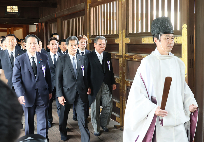 Japan marked the 78th anniversary of its surrender of WWII August 15, 2023, Tokyo, Japan   Japanese lawmakers follow the Shinto priest as they visit the controversial Yasukuni shrine to honored war victims in Tokyo on Tuesday, August 15, 2023. Japan marked the 78th anniversary of its surrender of WWII.    photo by Yoshio Tsunoda AFLO 