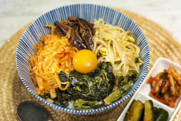 bibimbap (Korean rice dish)