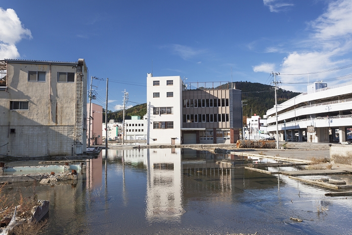 Great East Japan Earthquake Kesennuma City, Miyagi Prefecture Flooding due to ground subsidence in Kesennuma City, Miyagi Prefecture  November 2012 