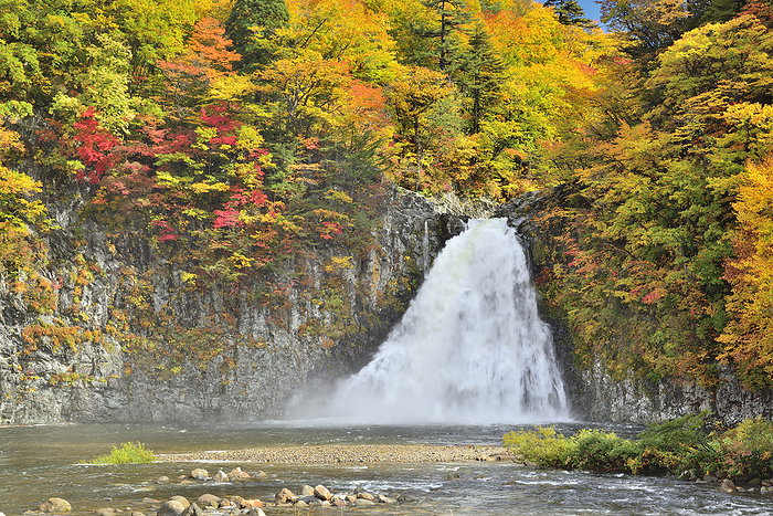 Autumn leaves in Tamada Valley Akita Pref. At Houtai Waterfall, Chokaicho, Yurihonjo City