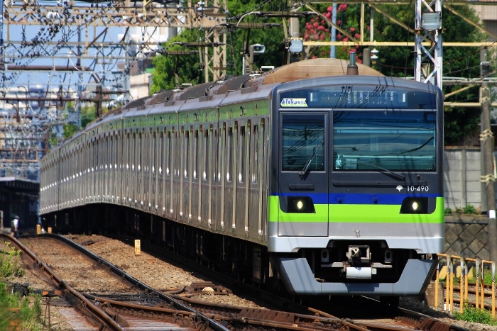 Toei Subway] Type 10-300 (Keio Line: Sakurajosui Station)