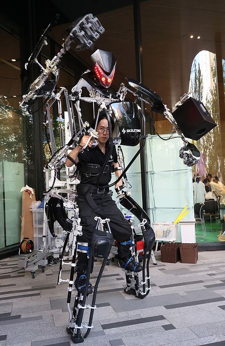 Two day pop culture and technology event  Change Tomorrow 2023  is held in Tokyo September 17, 2023, Tokyo, Japan   A man demonstrates a 3 meter tall exoskelton suit  Skeltonics  which can expands pilot s motion two times larger at a two day event of pop culture and technology  Change Tomorrow 2023   Chomorow 2023  in Tokyo on Sunday, September 17, 2023.    photo by Yoshio Tsunoda AFLO 