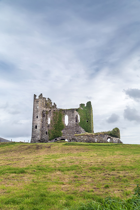 Ballycarbery Castle, Ireland Ballycarbery Castle, Ireland, by Zoonar Boris Breytma