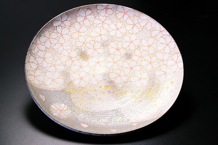 Kiyomizu ware picture plate