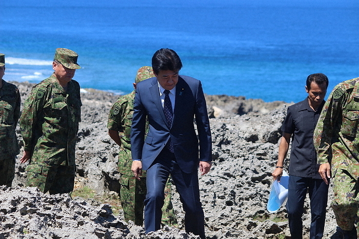 Defense Minister Minoru Kihara visits a park in Miyakojima City near where the accident occurred. Defense Minister Minoru Kihara visits a park in Miyakojima City near the site of the accident involving the UH60JA, the Japan Ground Self Defense Force s multipurpose helicopter, which occurred in April of this year, in Miyakojima City, Okinawa Prefecture, Japan, September 24, 2023, 11:30 a.m. Photo by Nozomi Gemma