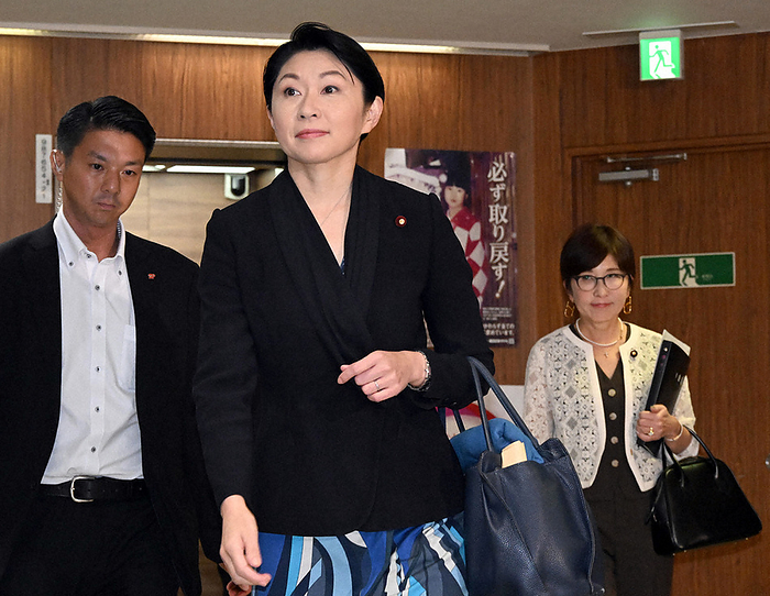 Election Committee Chairperson Yuko Obuchi at the LDP board meeting. Election Committee Chairperson Yuko Obuchi attends a meeting of the LDP Board of Directors. At the back right is Tomomi Inada at the party s headquarters in Chiyoda ku, Tokyo, at 9:25 a.m. on September 26, 2023.