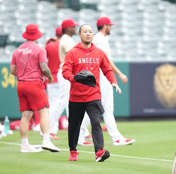 Yoichi Terada Los Angeles Angels team massage therapist Yoichi Terada is seen before the Major League Baseball game at Angel Stadium in Anaheim, US on September 10, 2023.  Photo by AFLO 