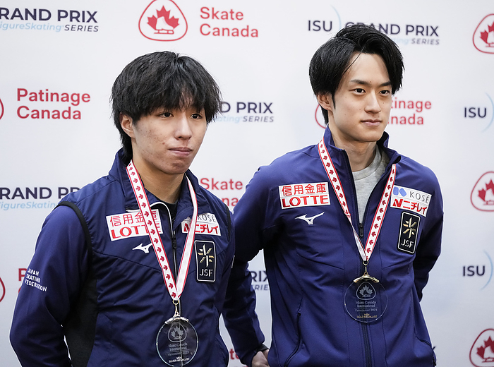 Skate Canada Day 2 Sota Yamamoto of Japan and Kao Miura of Japan pose during a news conference at the ISU figure skating Skate Canada competition on October 28, 2023 in Vancouver, Canada.  Photo by Mathieu Belanger AFLO 