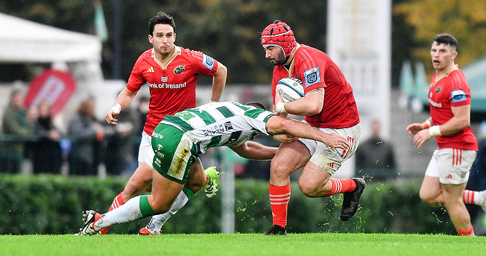 2023 24 United Rugby Championship BKT United Rugby Championship, Stadio Monigo, Treviso, Italy 29 10 2023 Benetton Rugby vs Munster Munsters Joey Carbery and John Hodnett Joey Carbery and John Hodnett 29 10 2023 PUBLICATIONxNOTxINxUKxIRLxFRAxNZL Copyright: x INPHO LucaxSighinolfix BenVSMus 7 6