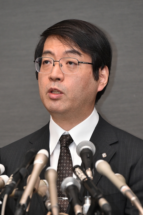RIKEN and Sasai hold press conference  Apologizes for STAP Cell Doubts On April 16, Yoshiki Sasai, deputy director of the RIKEN Center for Developmental Biology and Regenerative Medicine and co author of the STAP cell paper, held a press conference to discuss the issues surrounding the paper. He apologized for the confusion and suspicion he had caused and insisted that the existence of STAP cells was  the most promising hypothesis. On the other hand, he expressed his belief that it is appropriate to retract the paper.