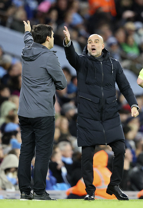 Manchester City v AFC Bournemouth   Premier League Andoni Iraola, Manager of AFC Bournemouth and Pep Guardiola, Manager of Manchester City arguing on the side line during the Premier League match between Manchester City and AFC Bournemouth at Etihad Stadium on November 4, 2023 in Manchester, United Kingdom.   WARNING  This Photograph May Only Be Used For Newspaper And Or Magazine Editorial Purposes. May Not Be Used For Publications Involving 1 player, 1 Club Or 1 Competition Without Written Authorisation From Football DataCo Ltd. For Any Queries, Please Contact Football DataCo Ltd on  44  0  207 864 9121