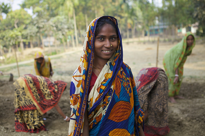 Bangladesh Women Working On Communal Plot  Kishoreganj, Bangladesh, by Ian Taylor   Design Pics
