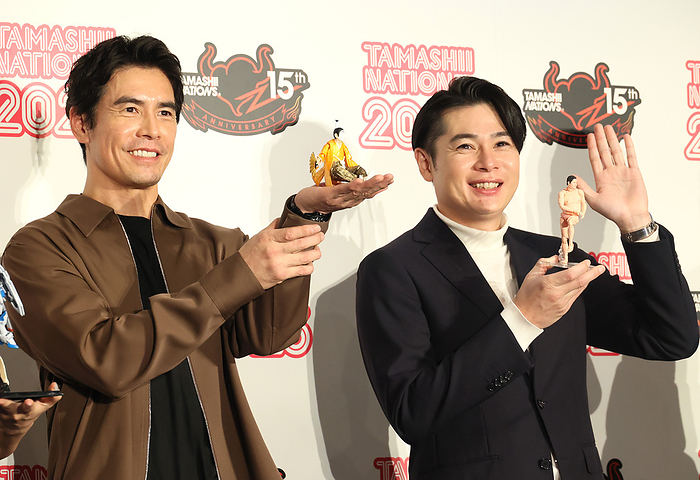 Japanese toy maker Bandai holds the opening ceremony of their alloy figures exhibition  Tamashii Nation 2023  November 16, 2023, Tokyo, Japan   Japanese actot Hideaki Ito  L  and comedy duo Heisei Nobushi Kobushi member Takashi Yoshimura display alloy figures as they attend the opening ceremony of the  Tamashii Nation 2023  in Tokyo on Thursday, November 16, 2023. Japanese toy maker Bandai will hold an annual three day exhibition  Tamashii Nation  of their alloy figures such as robots and animation characters from November 17.   photo by Yoshio Tsunoda AFLO 