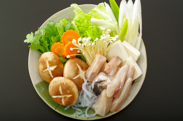 Ingredients for fugu nabe served on a plate