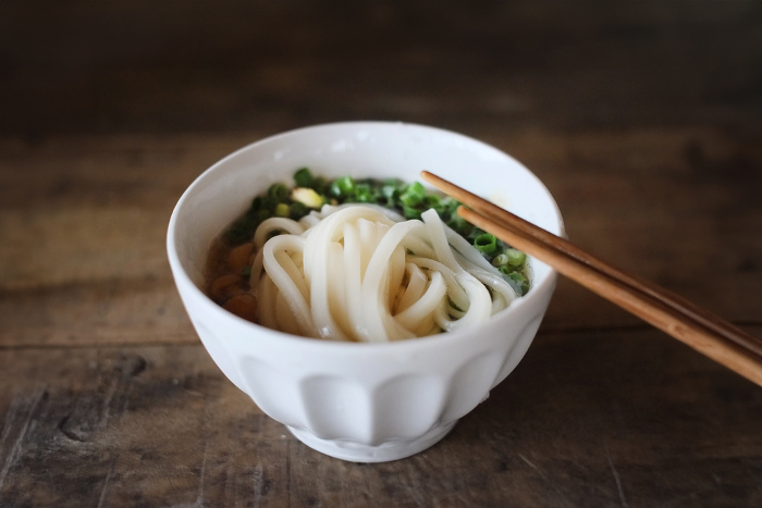 udon (thick Japanese wheat noodles)
