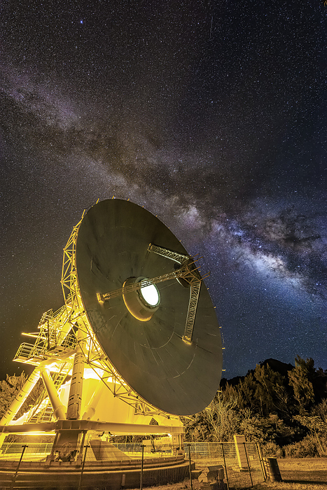 Parabolic Antenna of the National Astronomical Observatory of Japan, Tokyo and the Milky Way