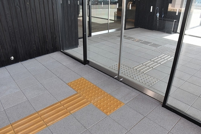 Braille blocks installed at Fukui Prefectural University Katsumi Campus Braille blocks installed at the Katsumi Campus of Fukui Prefectural University. From indoors, they are the same color as the floor.