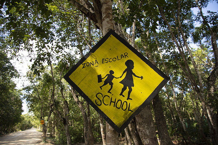 Mexico Mexico, Quintana Roo. Signboard, school, by Philippe Turpin   Photononstop