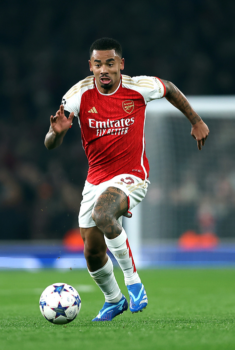 Arsenal FC v RC Lens: Group B   UEFA Champions League 2023 24 Gabriel Jesus of Arsenal on the ball during the UEFA Champions League match between Arsenal FC and RC Lens at Emirates Stadium on November 29, 2023 in London, United Kingdom.   WARNING  This Photograph May Only Be Used For Newspaper And Or Magazine Editorial Purposes. May Not Be Used For Publications Involving 1 player, 1 Club Or 1 Competition Without Written Authorisation From Football DataCo Ltd. For Any Queries, Please Contact Football DataCo Ltd on  44  0  207 864 9121