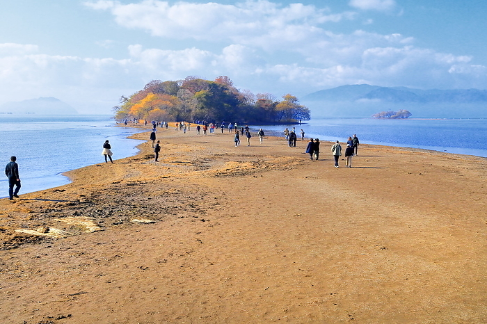 Small island connected to land due to drought in Lake Biwa Nagahama City, Shiga Prefecture Kohoku Town