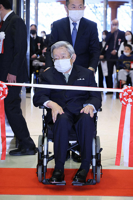 Prince Hitachi arrives at the venue of the  Art and Digital Photography Exhibition for Physically Challenged Children and People Prince Hitachi arrives at the venue of the  Art Exhibition of Disabled Children and People Digital Photography Exhibition  at the Tokyo Metropolitan Art Space in Toshima ku, Tokyo, at 10:26 a.m. on December 13, 2023  representative photo .