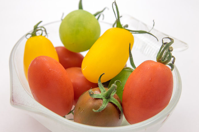Assorted mini-tomatoes of different colors
