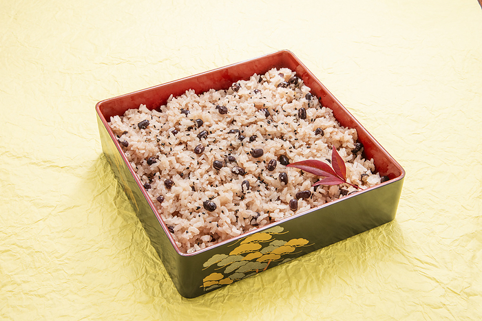 red rice (beans and mochi)