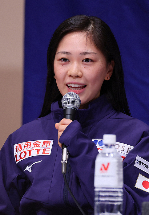 2023 Figure Figure All Japan Championships Press Conference World Championships Representatives Announced Yona Yoshida holds a press conference after being selected to be sent to the World Championships in Nagano, Japan, December 25, 2023  photo by Takeshi Inokai.