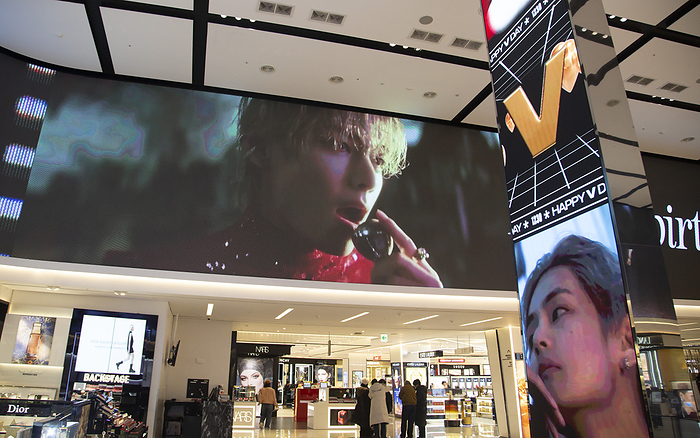 BTS member V s birthday in Seoul BTS V s birthday, Dec 30, 2023 : The happy birthday video clips arranged by BTS member V s fans to celebrate his birthday is seen on a Media Facade at a duty free store in central Seoul, South Korea. V aka Kim Tae Hyung turns 28 on Saturday. V has enlisted in the military on Dec 11, 2023.  Photo by Lee Jae Won AFLO 
