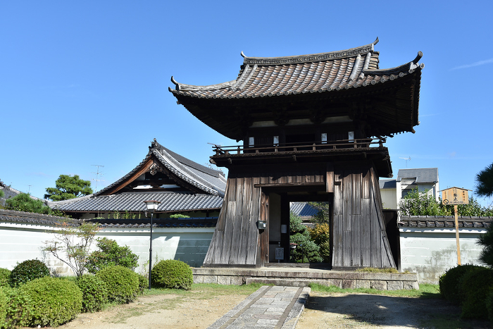 Gate of Manjusenji Temple, Tofukuji, Higashiyama-ku, Kyoto