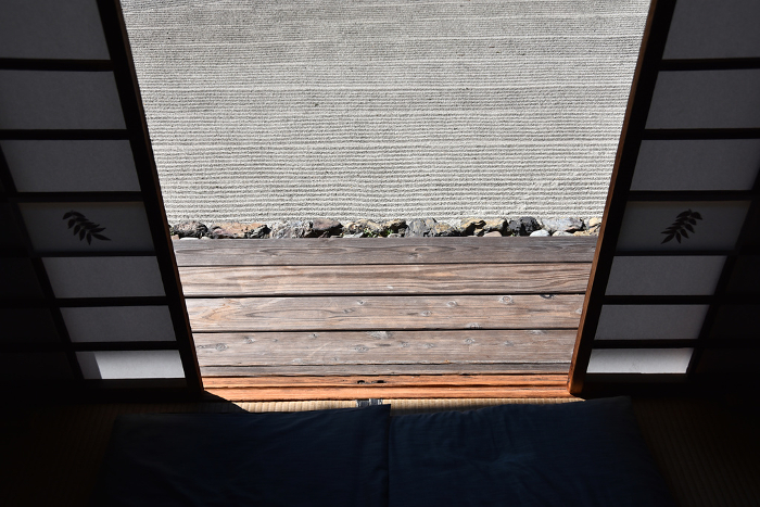 The corridor and garden viewed from the Bendai-in Temple, Tofukuji Temple, Higashiyama-ku, Kyoto