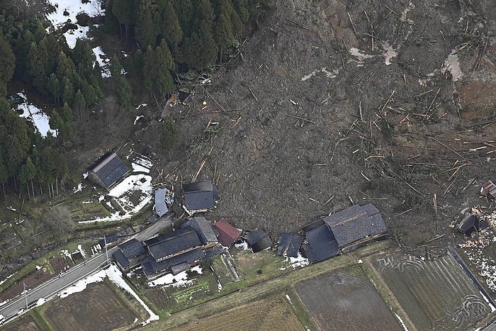 Major Earthquake of Magnitude 7 in Noto District, Wajima City, Ishikawa Prefecture The site where a landslide hit a village in Wajima, Ishikawa Prefecture, Japan, at 2:44 p.m. on January 4, 2024, from the head office helicopter.