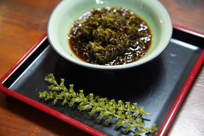 Shiso Seeds in Soy Sauce