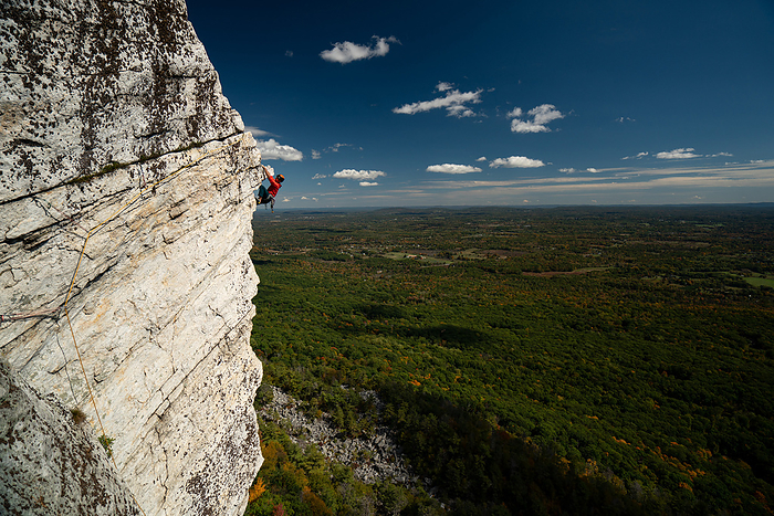 Extreme Rock Climbing Gunks NY, by Cavan Images / Vultaggio Studios