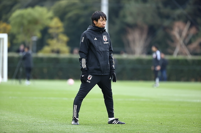 Japan national soccer team training session Japan role model coach Kengo Nakamura during a training session at Prince Takamado Memorial JFA YUME Field in Chiba, Japan, December 28, 2023.  Photo by JFA AFLO 
